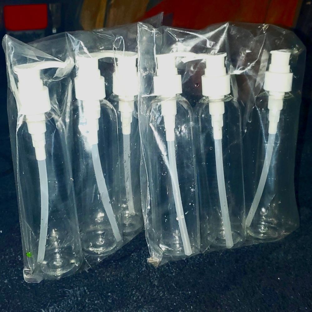 New 3pack sealed clear thick plastic bottles w/ pump